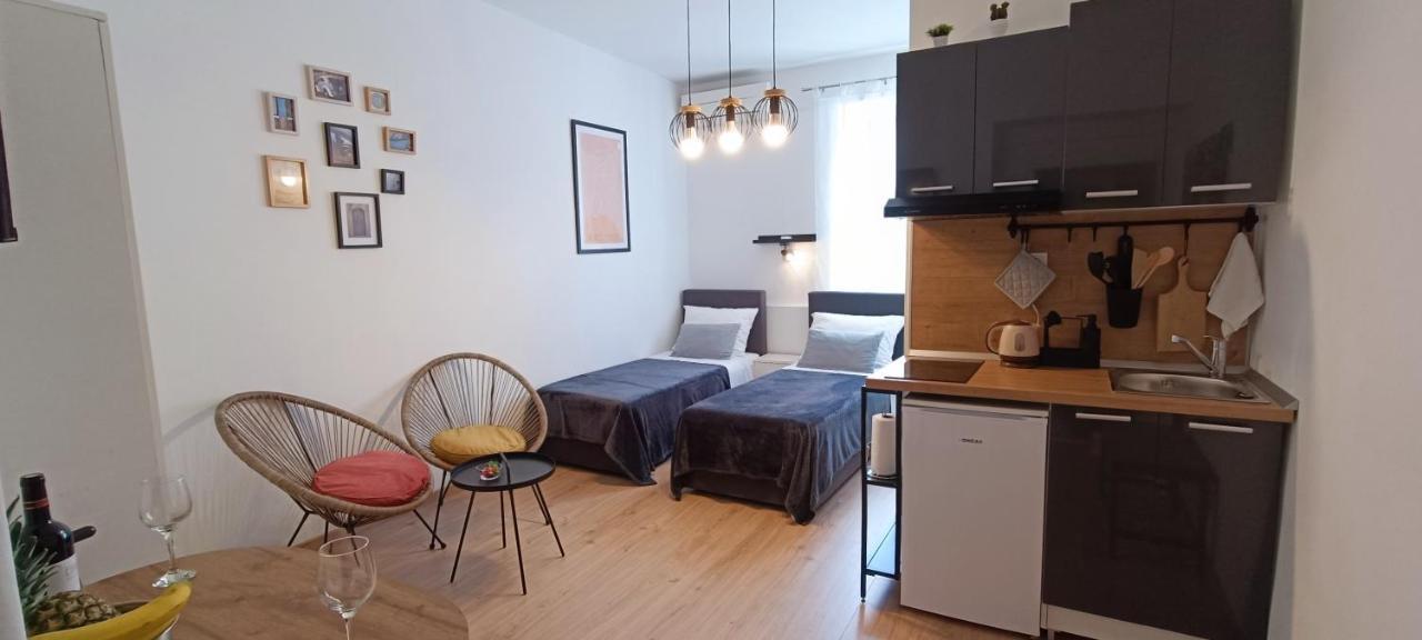 Rooms Diana Split Eksteriør billede