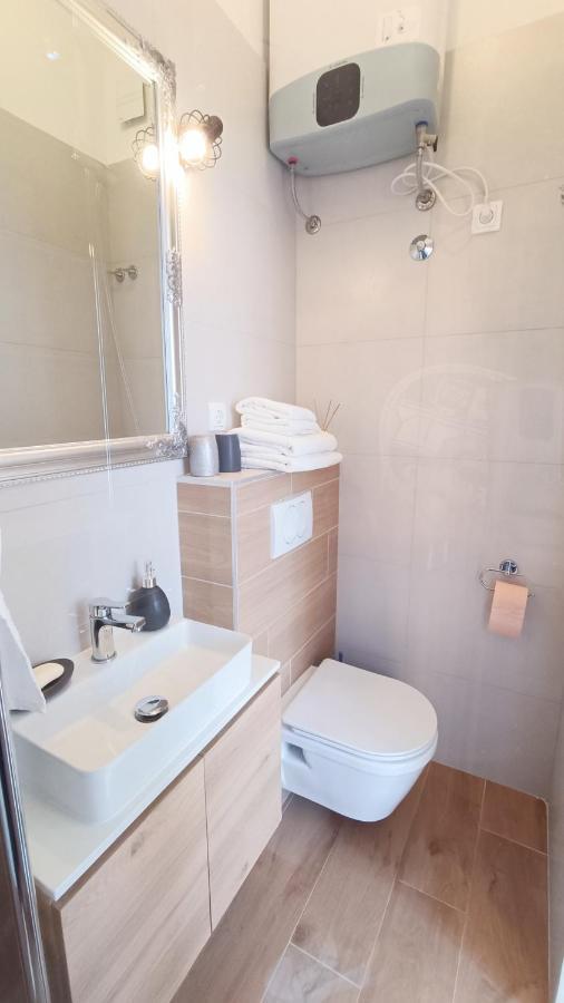 Rooms Diana Split Eksteriør billede